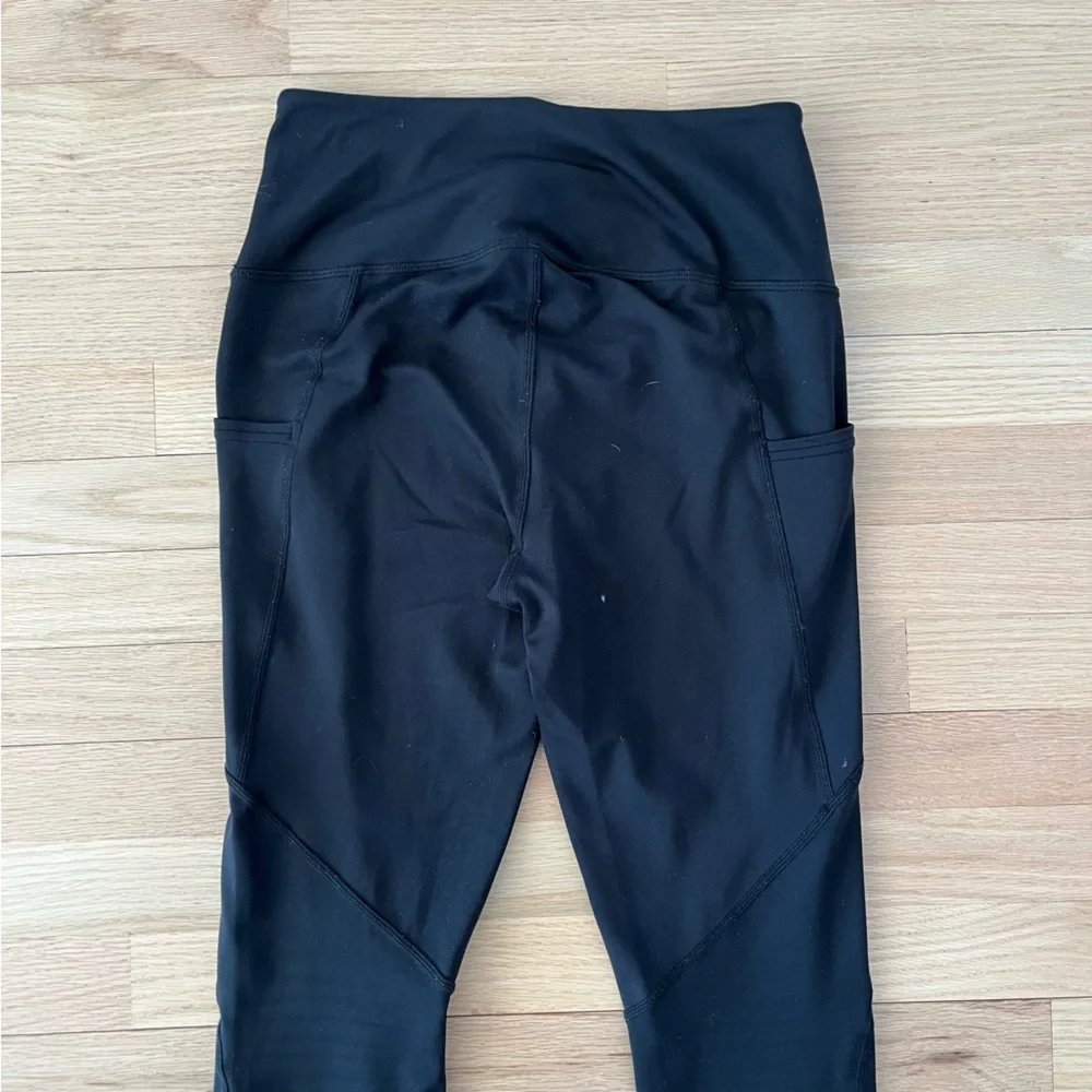 Quince Black Performance Leggings High-Waisted - Picture 4 of 5